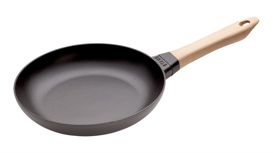 Staub Ahşap Saplı Döküm Kızartma Tavası - 405119510