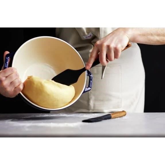 Staub Hamur Sıyırıcı Silikon 30 Cm Siyah