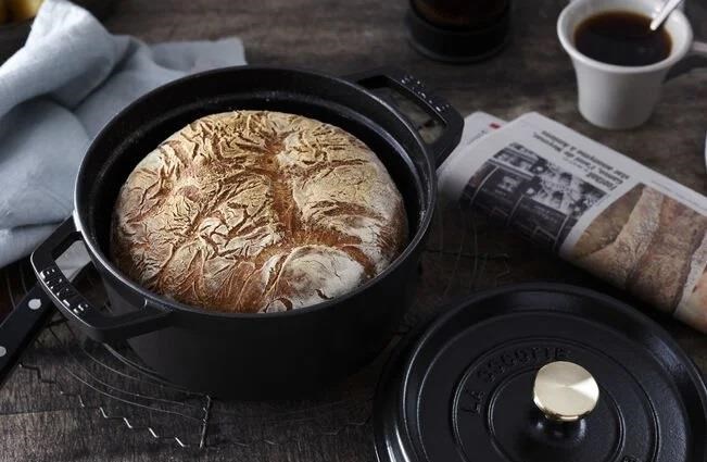 Staub La Cocotte 20cm 2,2Lt. Yuvarlak Siyah Döküm Tencere - 405094870