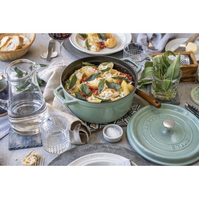 Staub LA COCOTTE 28 Cm 6,75Lt Adaçayı Yuvarlak Döküm Tencere - 405087070