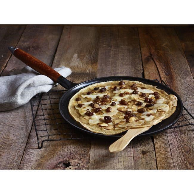 Staub LA COCOTTE 28cm Krep Tavası Ahşap Tutacaklı Döküm Demir