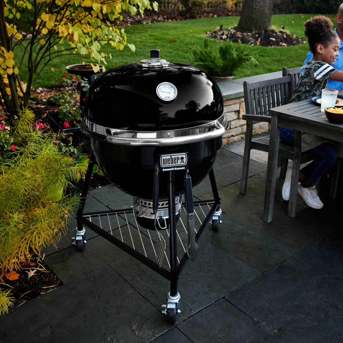 Weber Summit Kamado E6 Kömürlü Mangal Siyah - 18201004