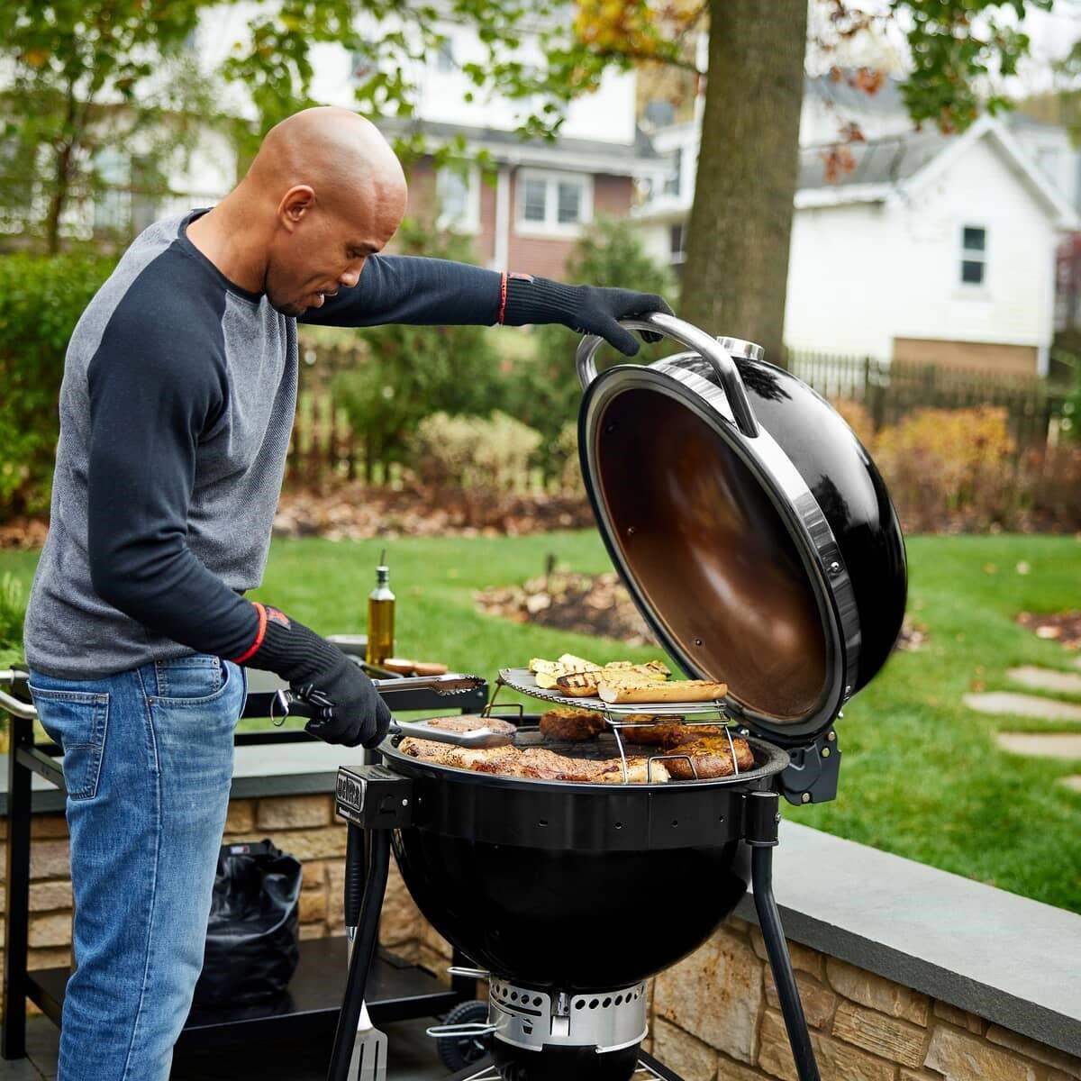 Weber Summit Kamado E6 Kömürlü Mangal Siyah - 18201004