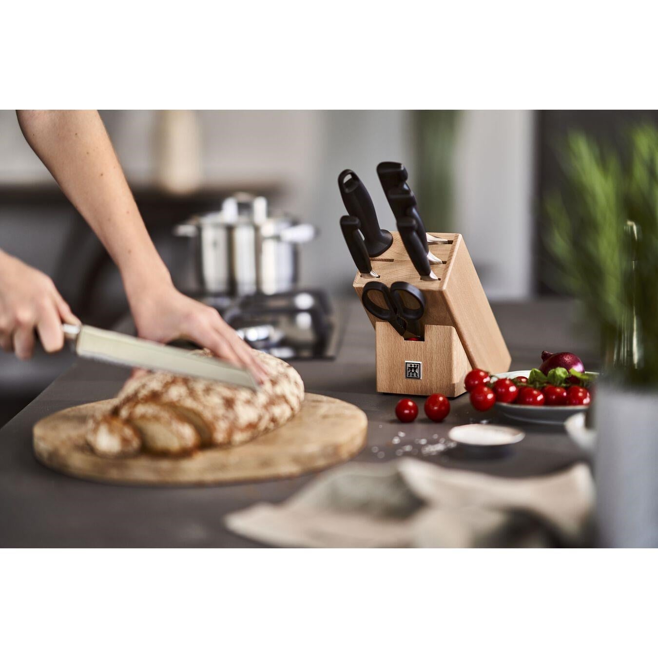 Zwilling Four Star Blok Kayin Ağaci 8-Parça Bıçak Seti - 351400000