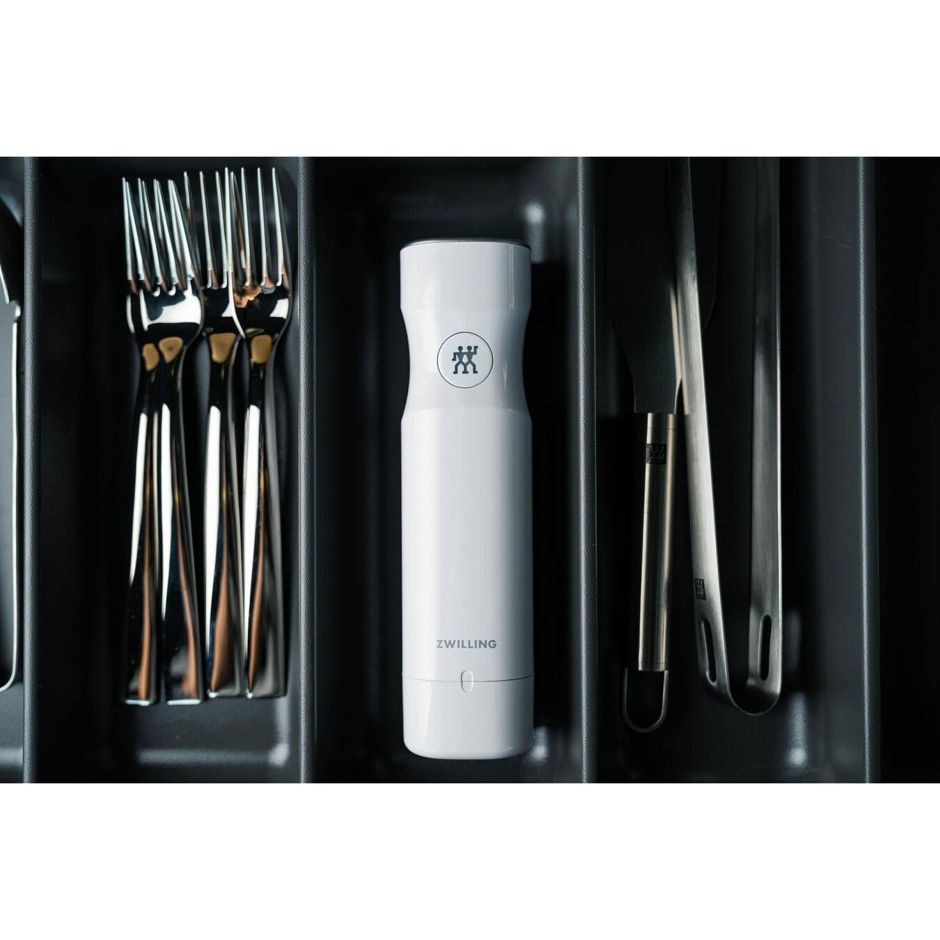ZWILLING FRESH & SAVE VAKUM POMPASI ŞARJ KAPAĞI İLE BEYAZ - 368010000