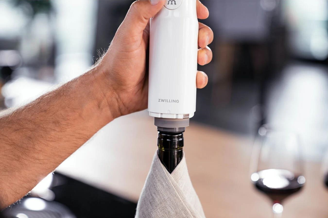 ZWILLING FRESH & SAVE VAKUM POMPASI ŞARJ KAPAĞI İLE BEYAZ - 368010000
