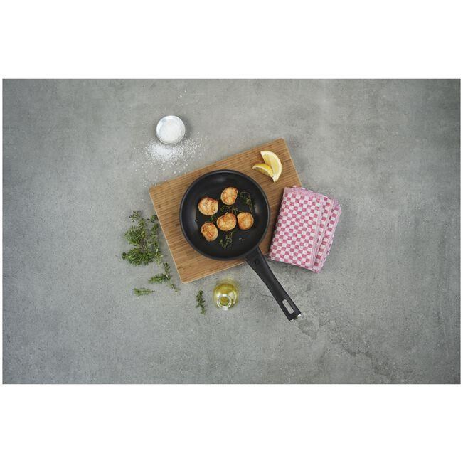 ZWILLING MADURA PLUS 24cm Duraslide Yapışmaz Granit Kaplama Kızartma Tavası - 662992460