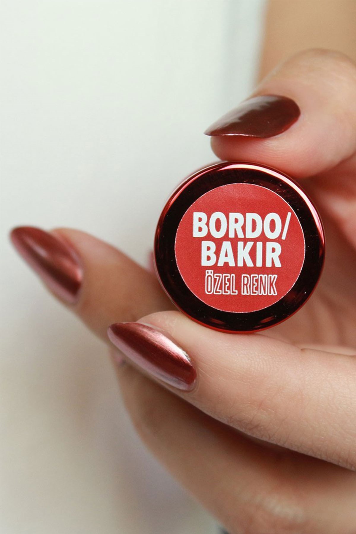 Mara Metalik Ayna Efektli Oje Bordo - Bakır