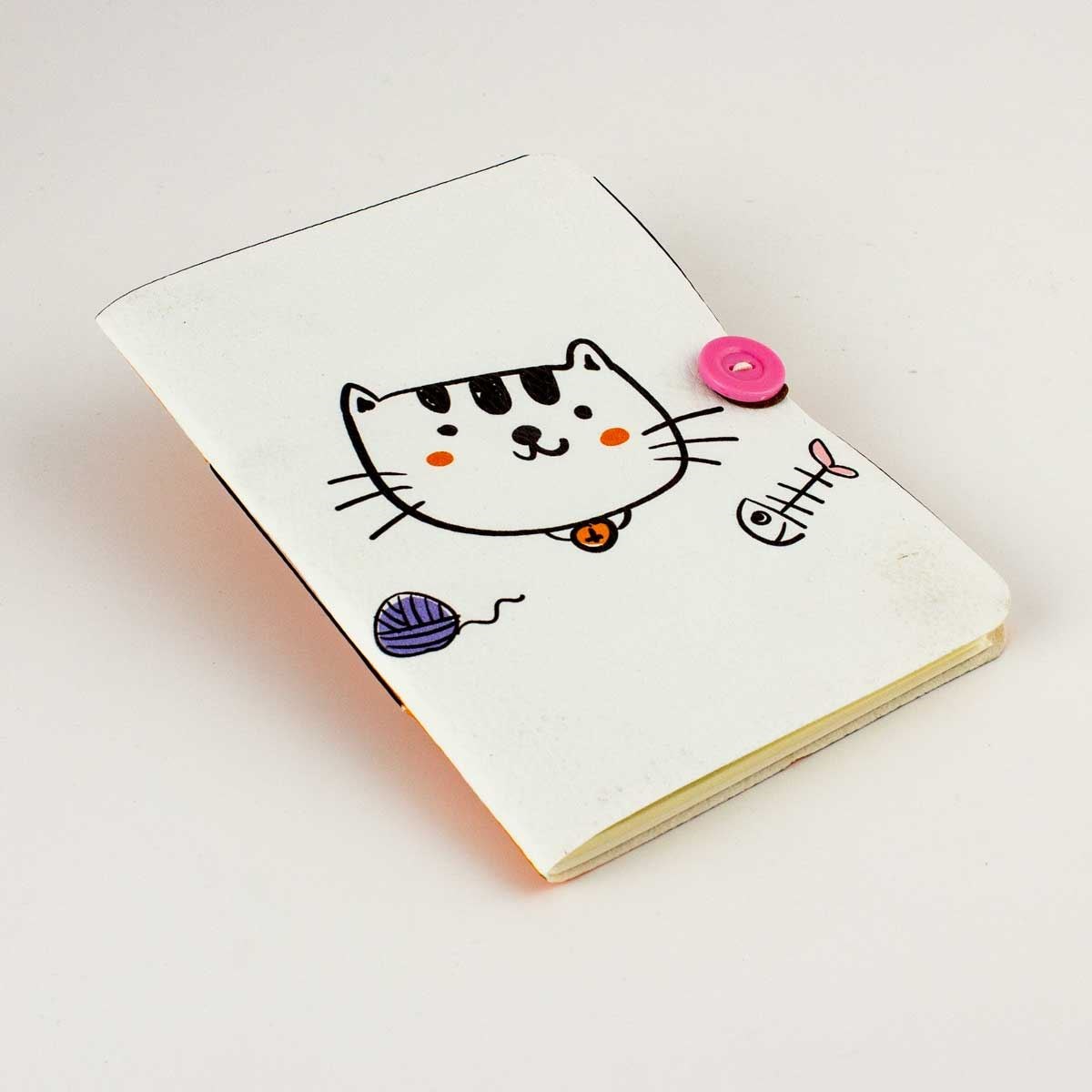Çizim Kedi Düğmeli Defter