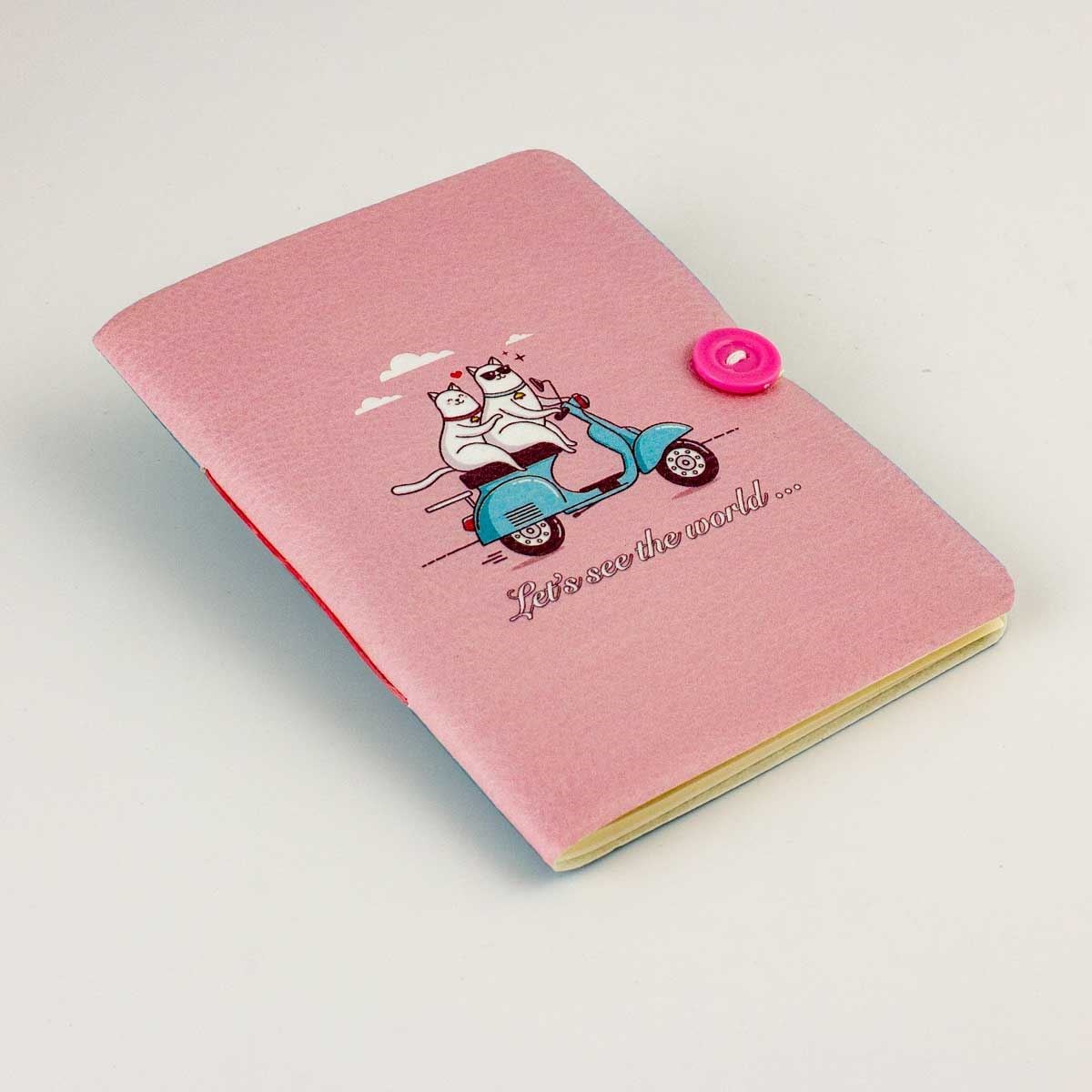 Vespalı Kediler Düğmeli Defter