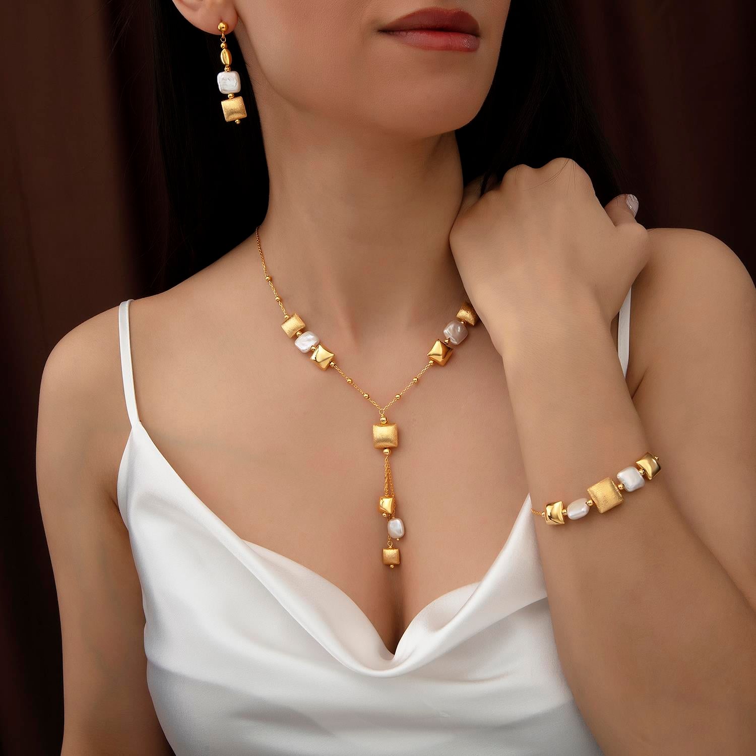 Altın ve İncili Aureus Set