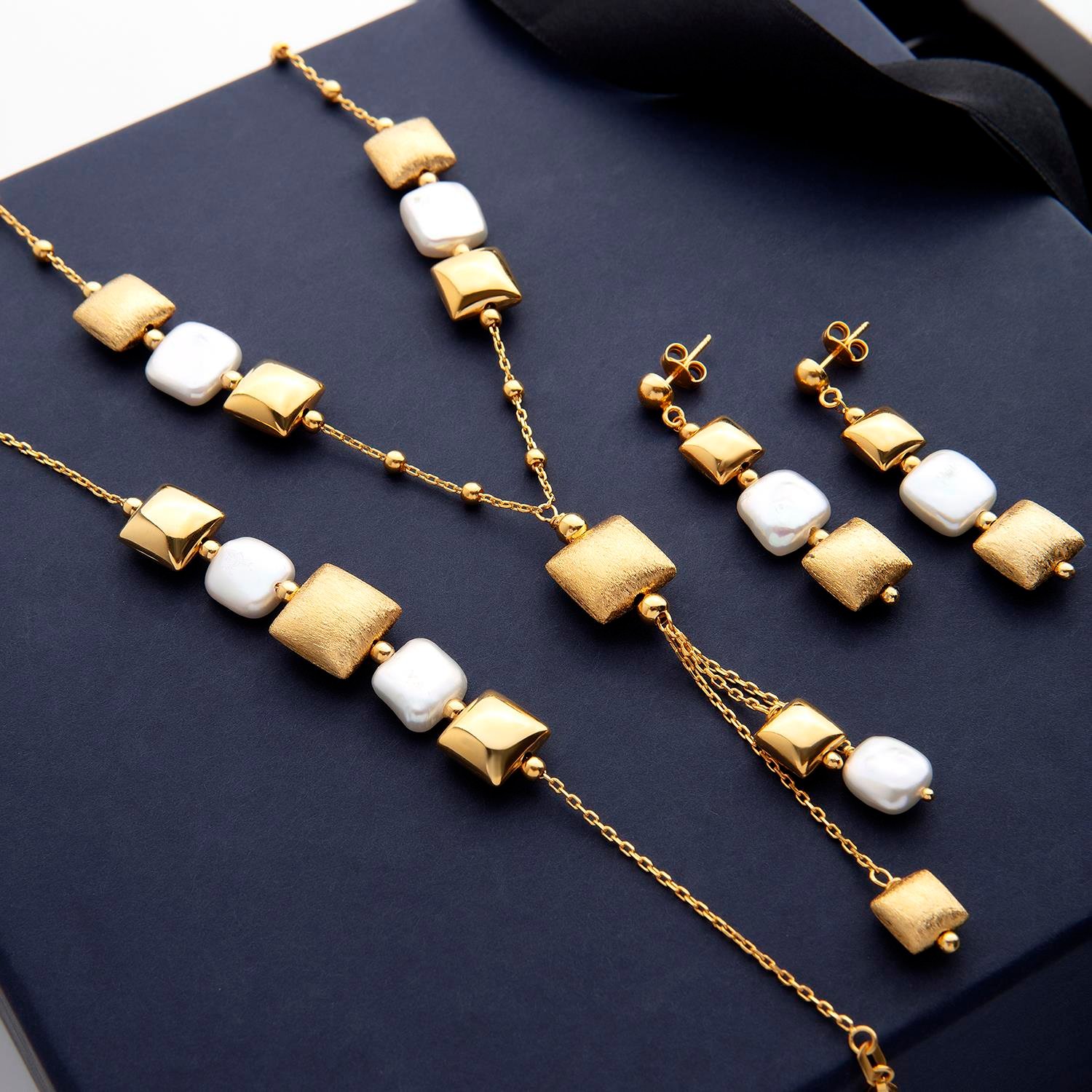 Altın ve İncili Aureus Set