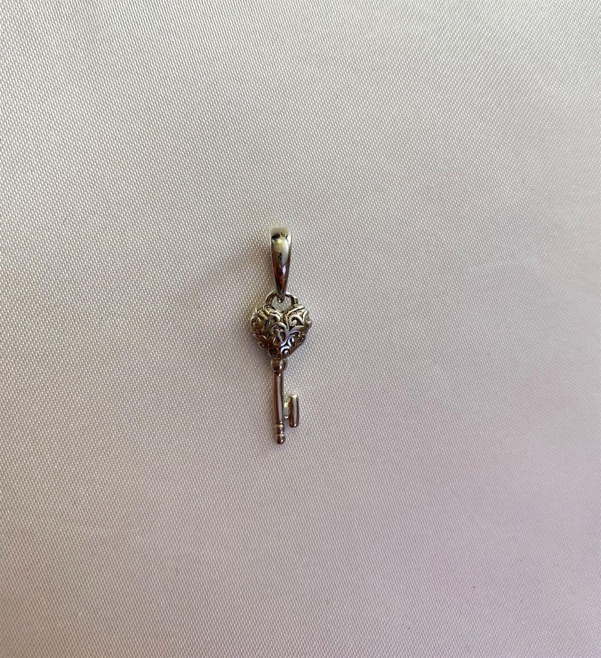 Bayan Gümüş Pandora Bileklik Uyumlu Kalbimin Anahtarı Model Charm