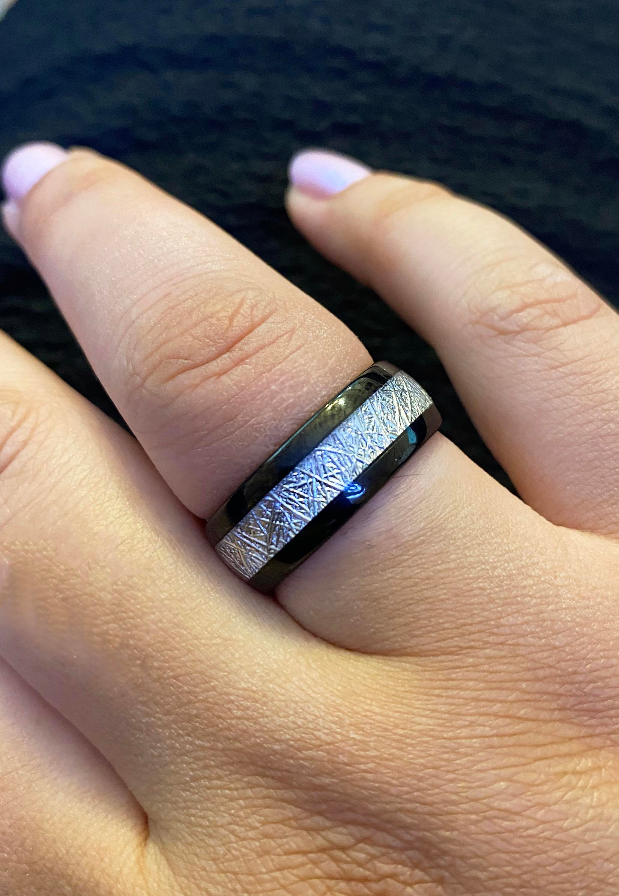 Erkek Beyaz Çizgi Detay Tungsten Yüzük