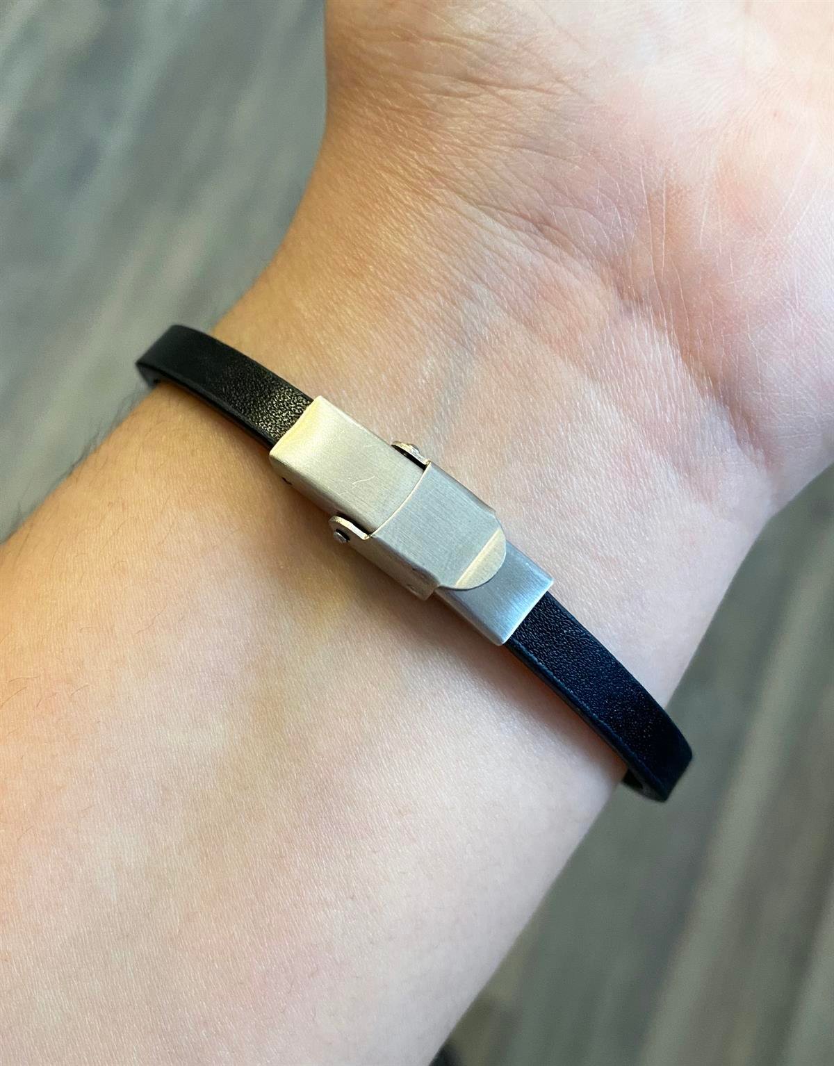 Erkek Çift Silver Renk Şerit Detay Deri Bileklik