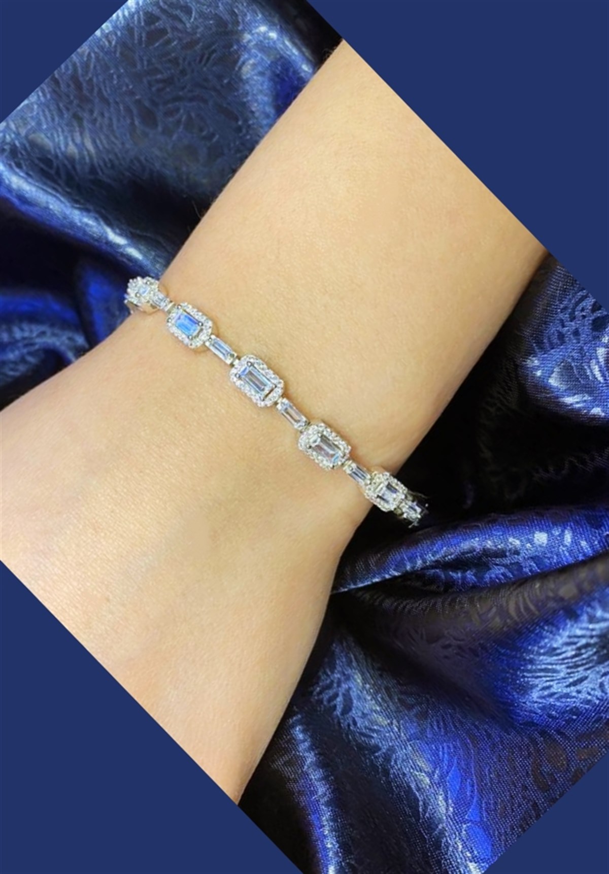 Gümüş İthal Ve Kararma Yapmaz Swarovski Taş Baget Künye Bileklik