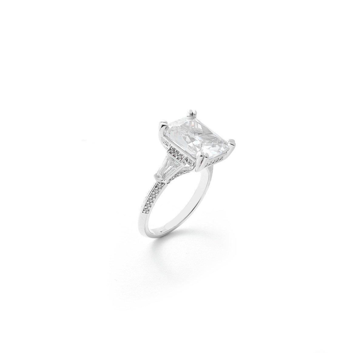 Gümüş İthal Ve Kararma Yapmaz Swarovski Taş Baget Kare Yüzük
