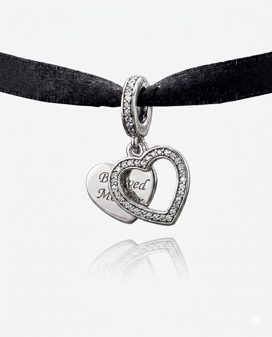 Gümüş Kalp Detaylı Charm