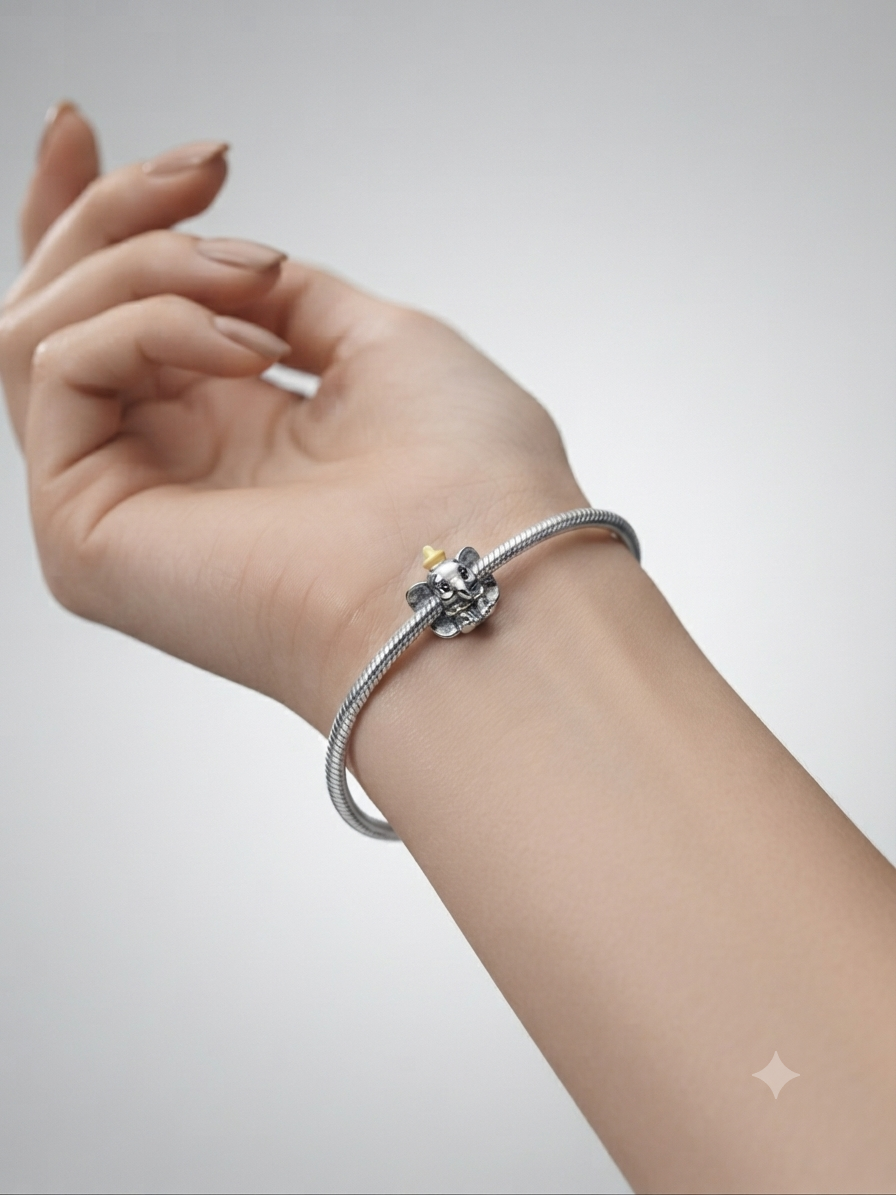 Kadın Dumbo Karakteri Model Gümüş Charm