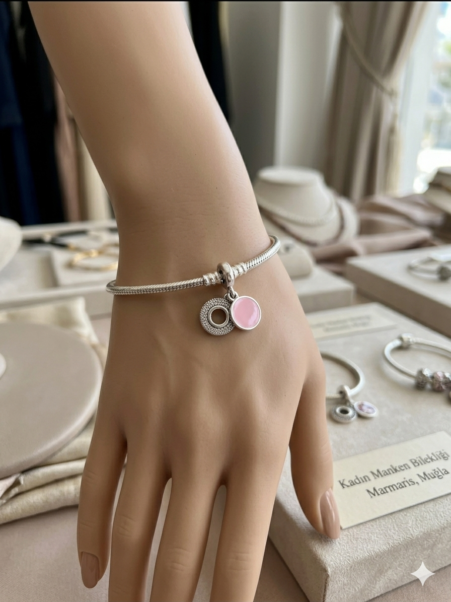 Kadın Pembe Renk Taşlı Gümüş Charm