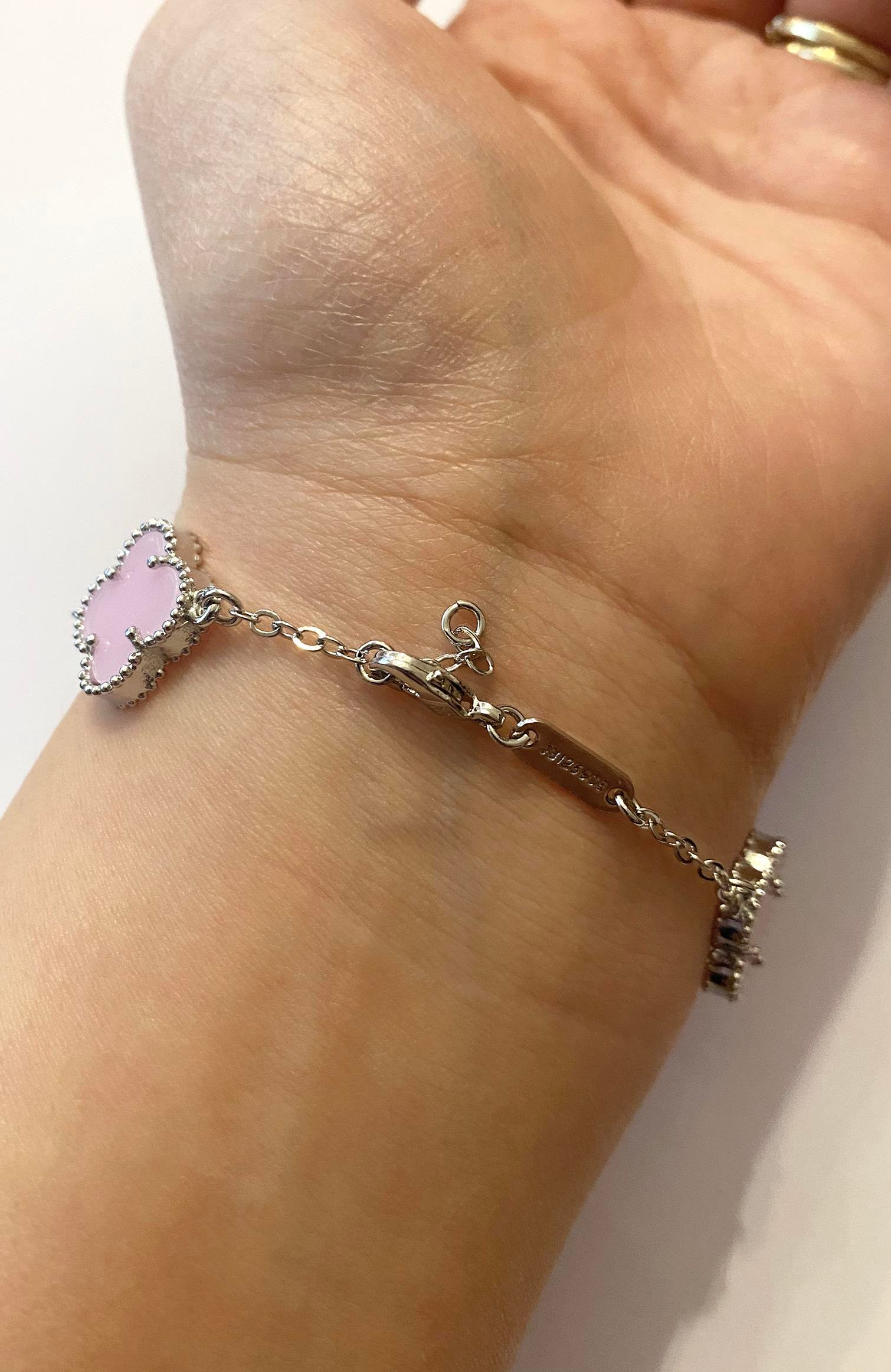 Kadın Pembe Renk Yonca Model Çelik Bileklik