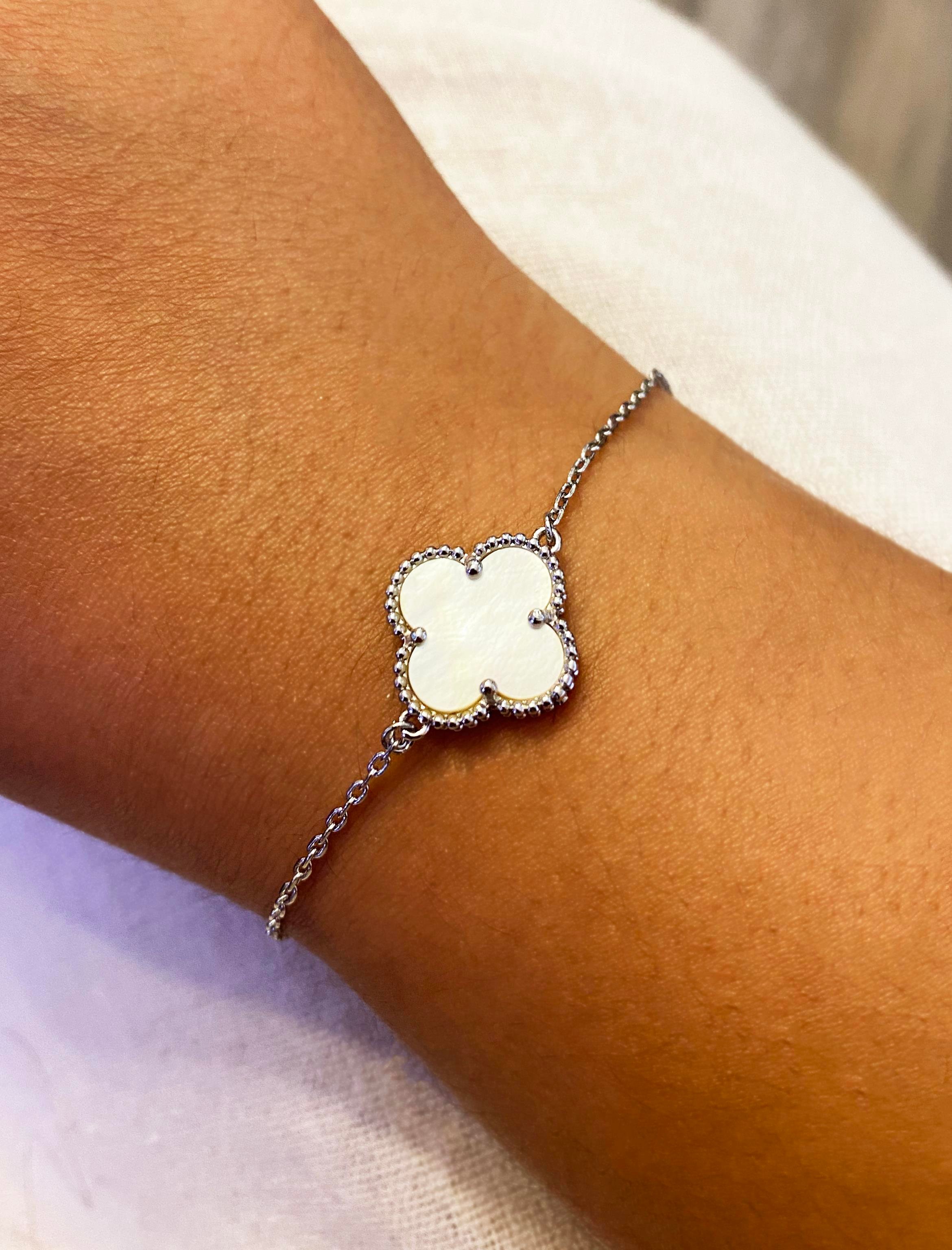 Kadın Tekli Yonca Model Çelik Bileklik 