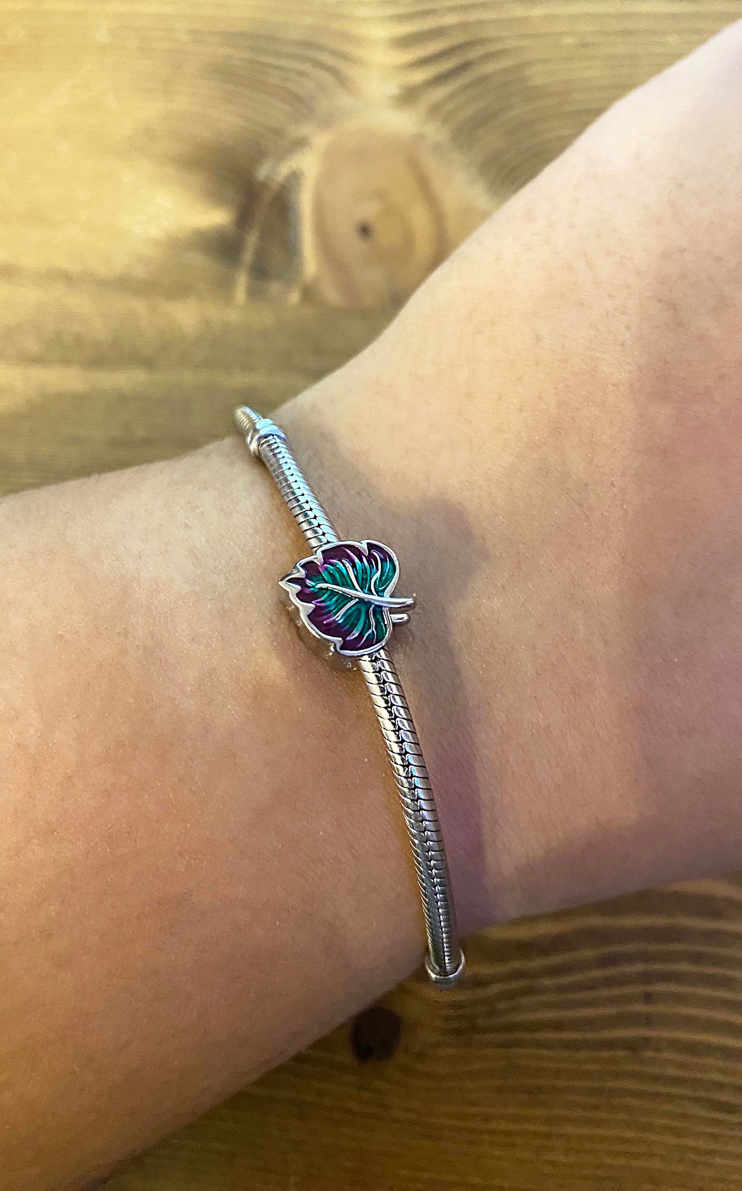 Kadın Yaprak Model Gümüş Charm