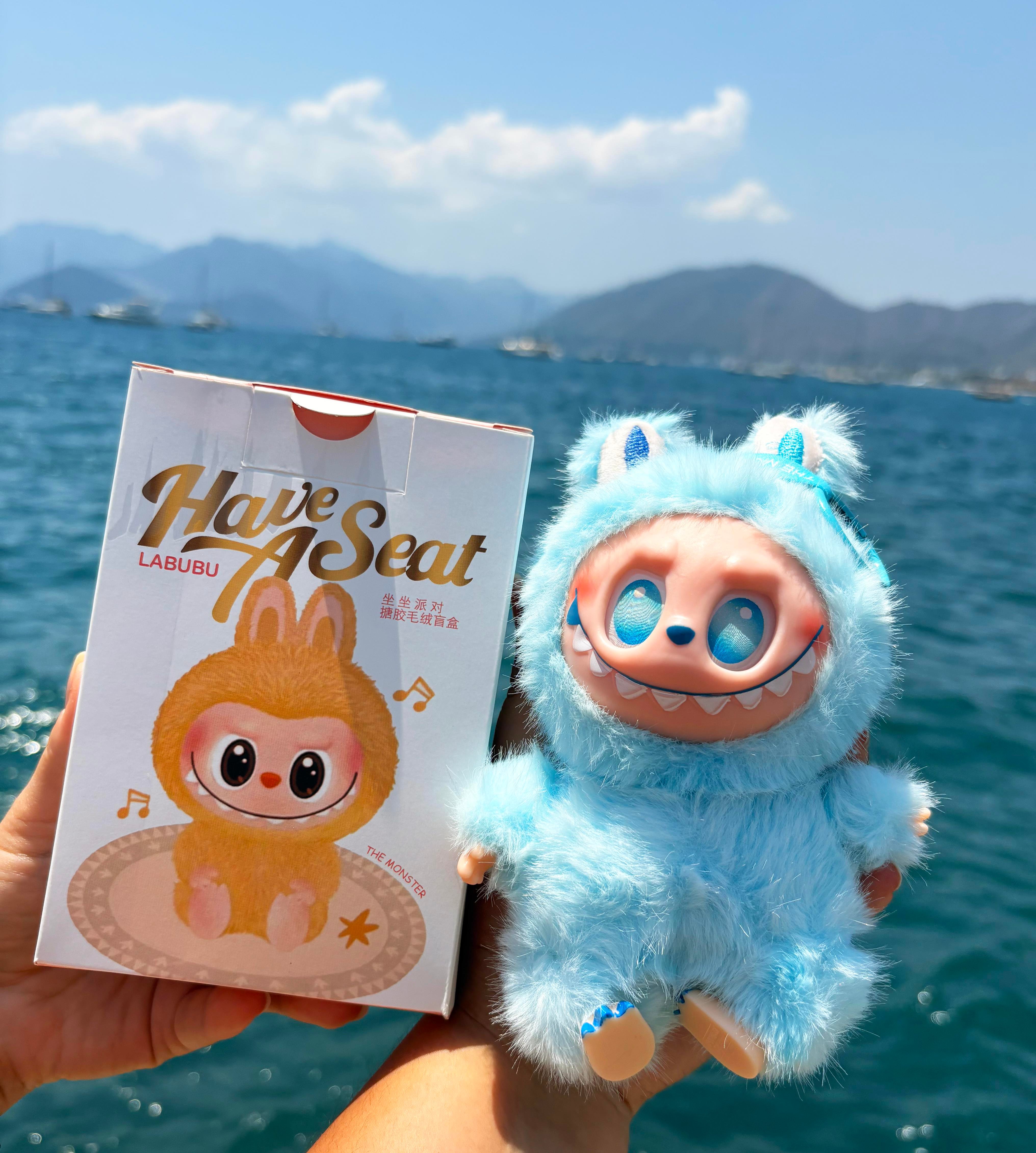 ''LABUBU'' The Monster Sürpriz Paket Figürlü Anahtarlık 
