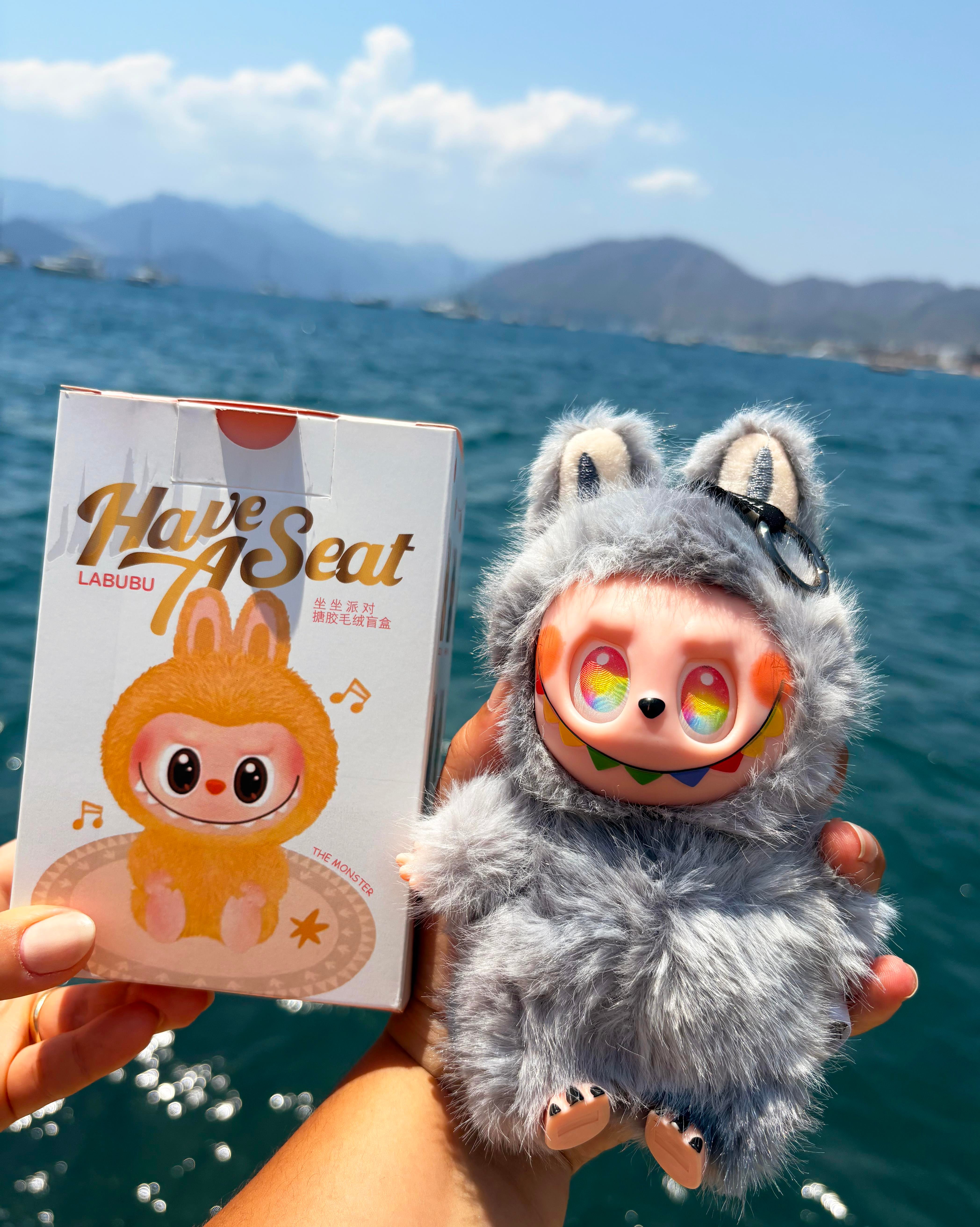 ''LABUBU'' The Monster Sürpriz Paket Figürlü Anahtarlık 