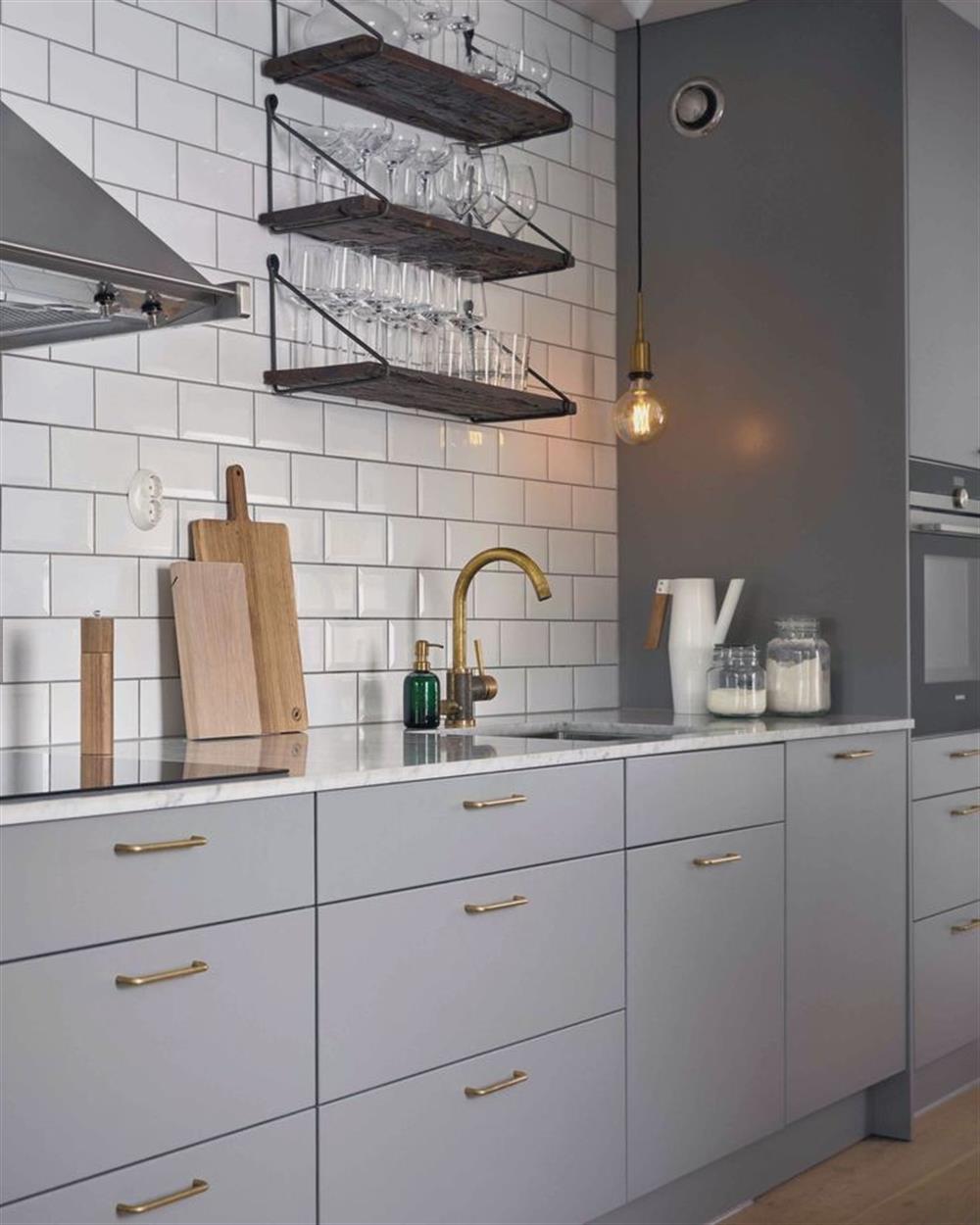  Karo Metro 10x20 Metro Beyaz Parlak Duvar Karosu