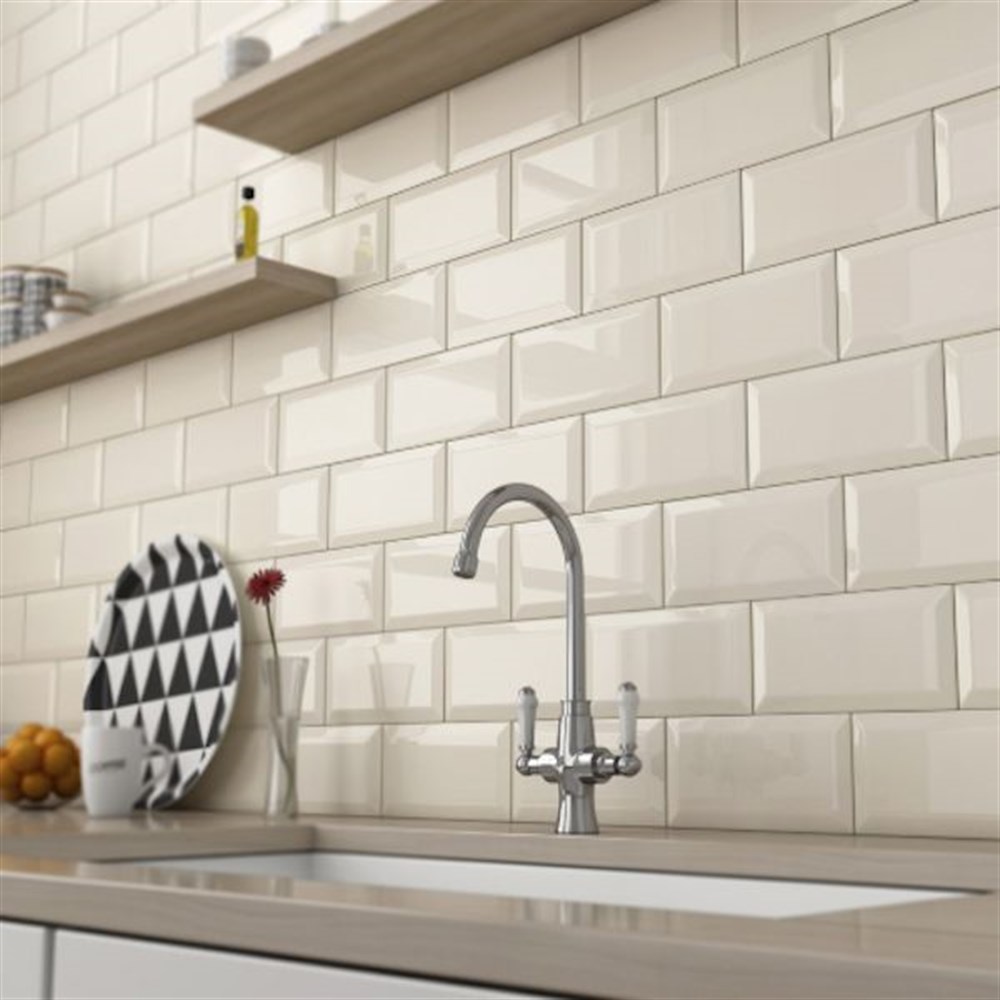 Bien 10x20 Metro Parlak Krem Duvar Seramiği 