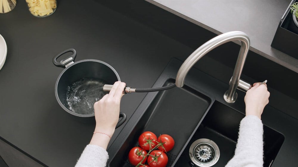 Hansgrohe Talis M54 Eviye Bataryası Paslanmaz Çelik 72800800