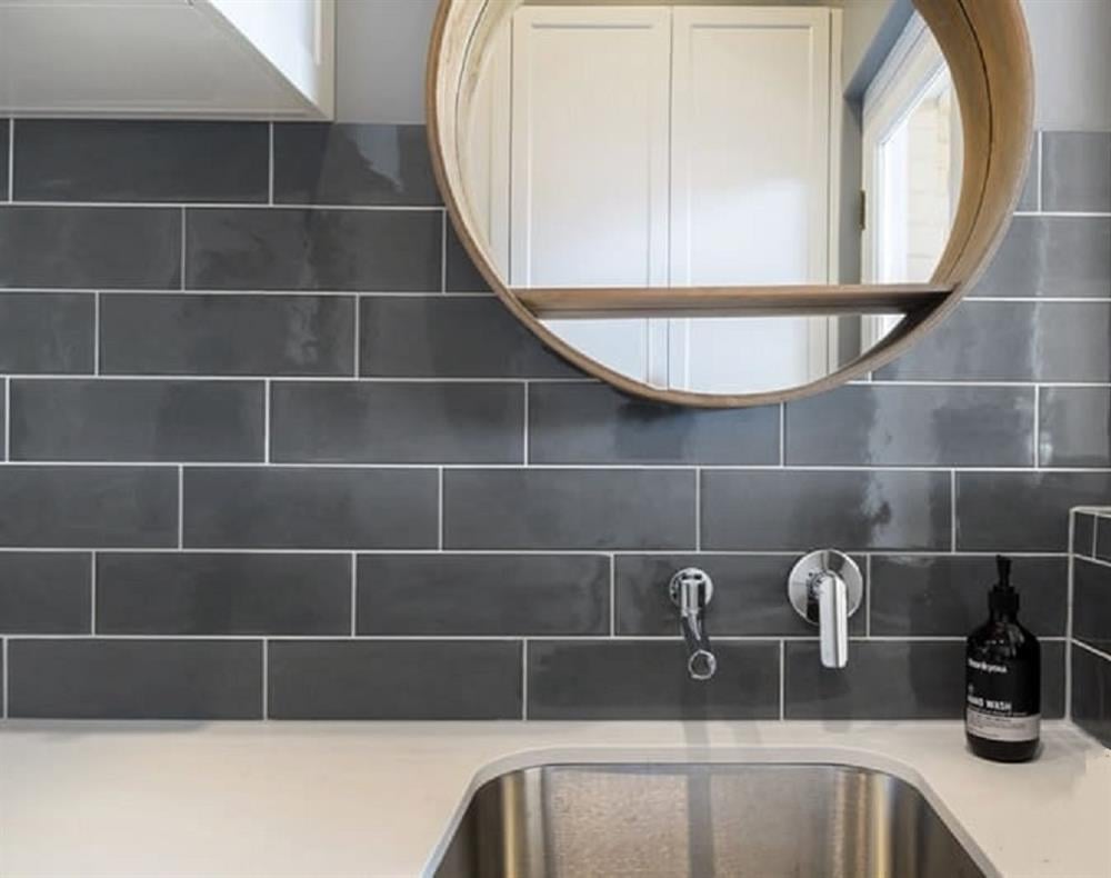 Villeroy & Boch 10x30 Urbantones Antrasit Parlak