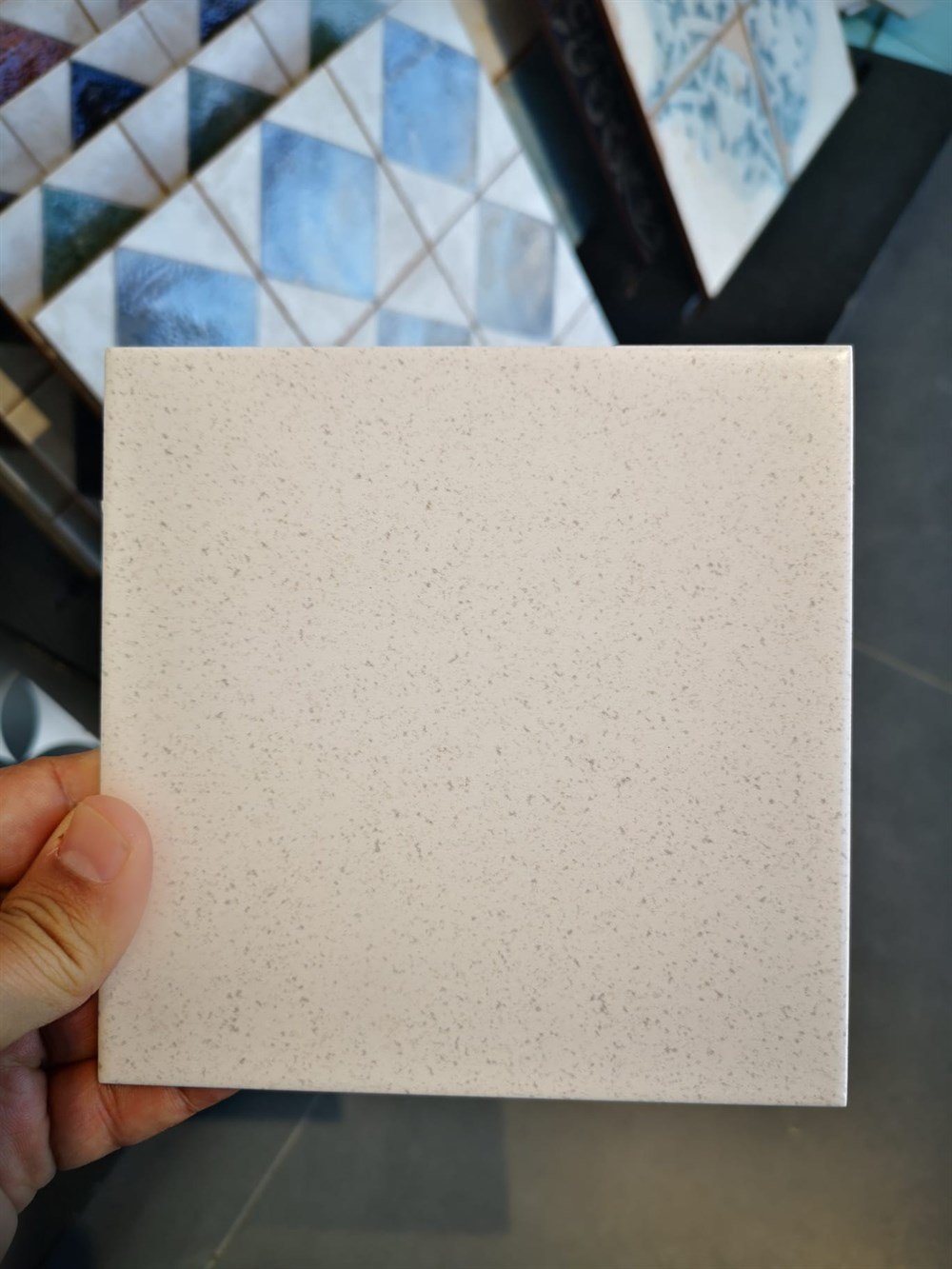 Villeroy&Boch 15x15 Colorvision Terrazzo Beyaz Mat