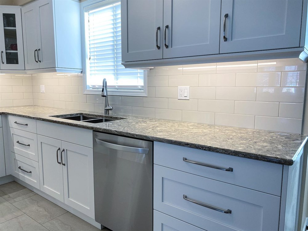 VitrA 10x30 Miniworx RAL 9016 Beyaz Parlak