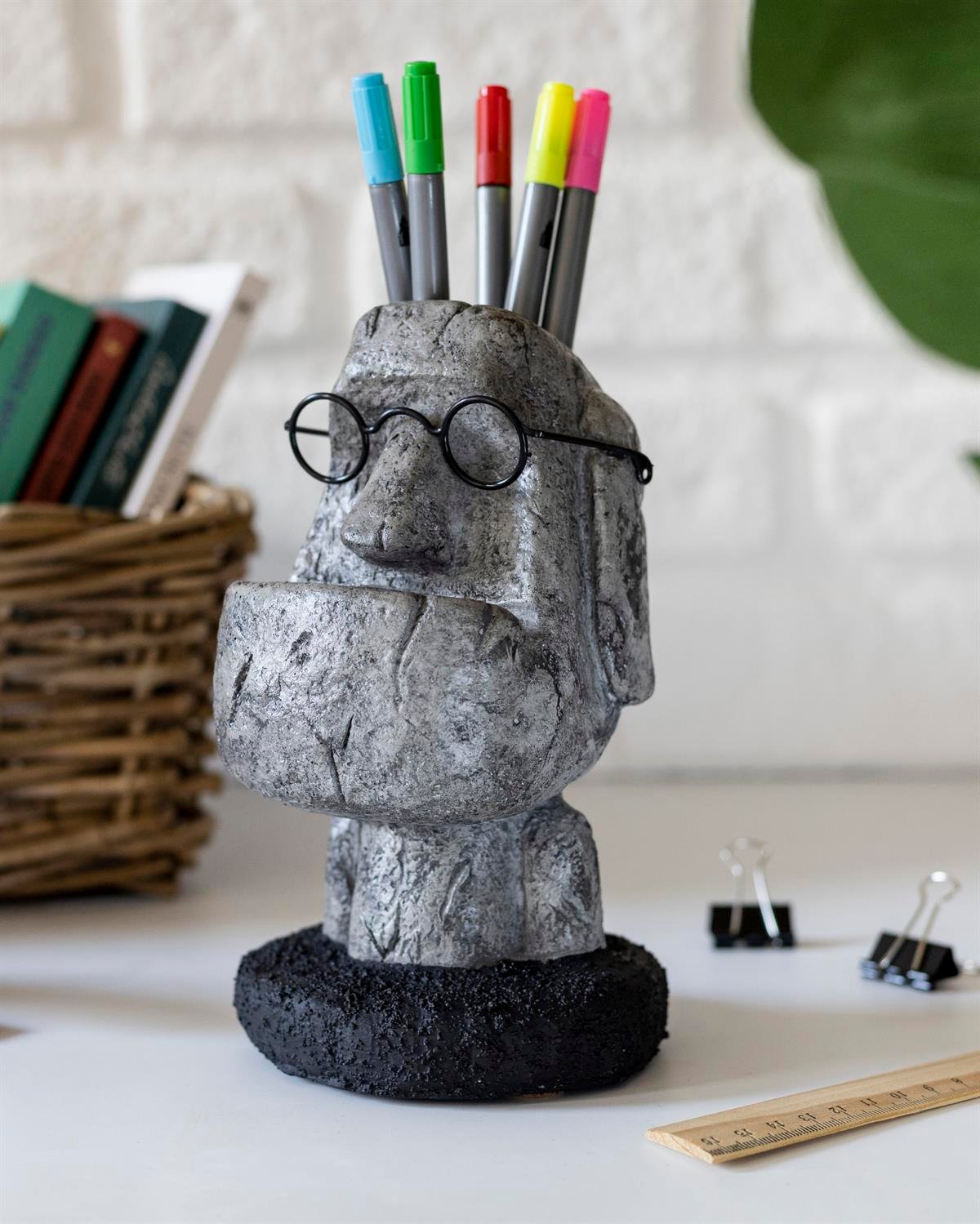 Beton Moai Kalemlik
