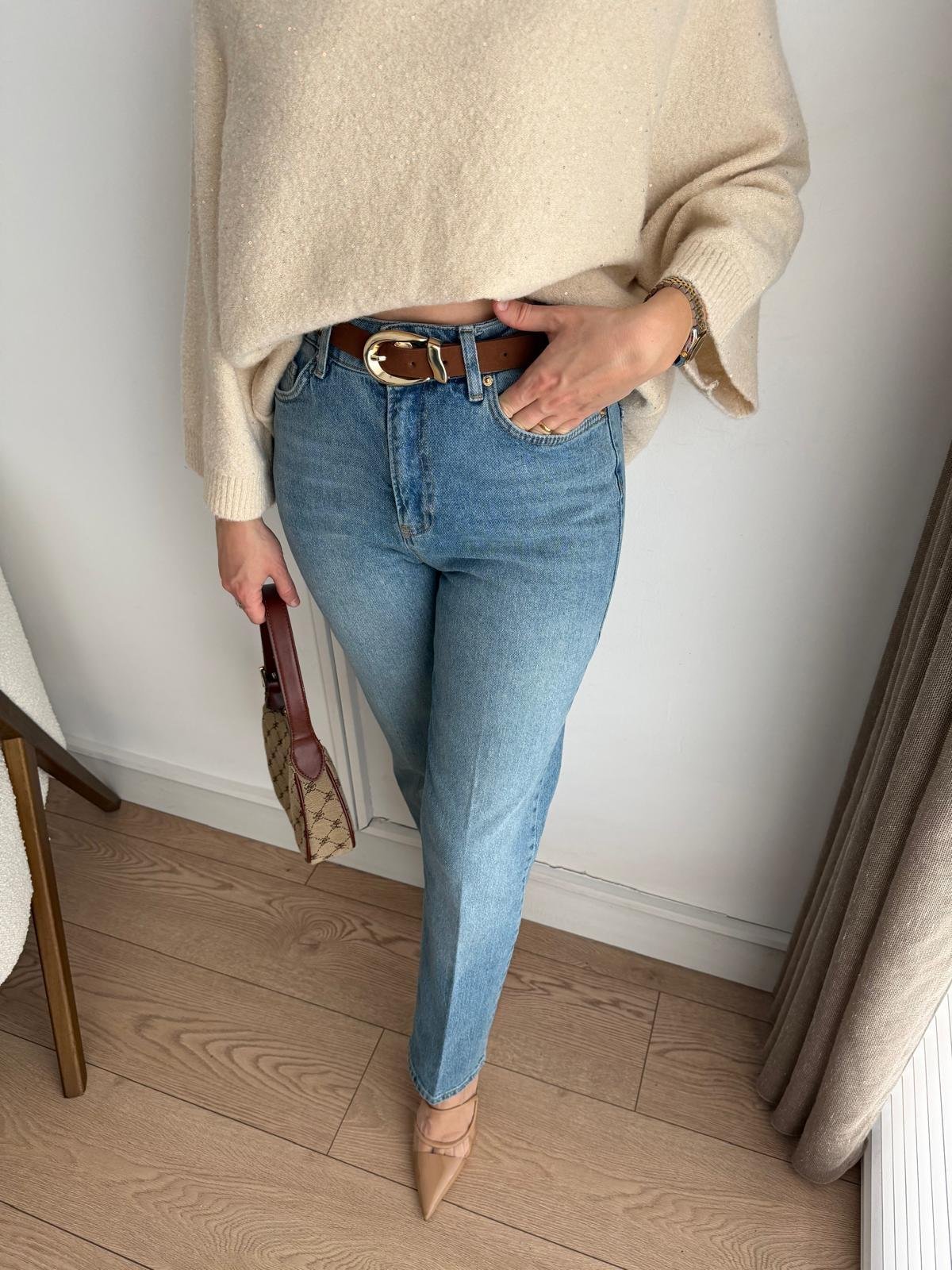 Açık mavi Kemerli Ütü İzli Mom Jean D910