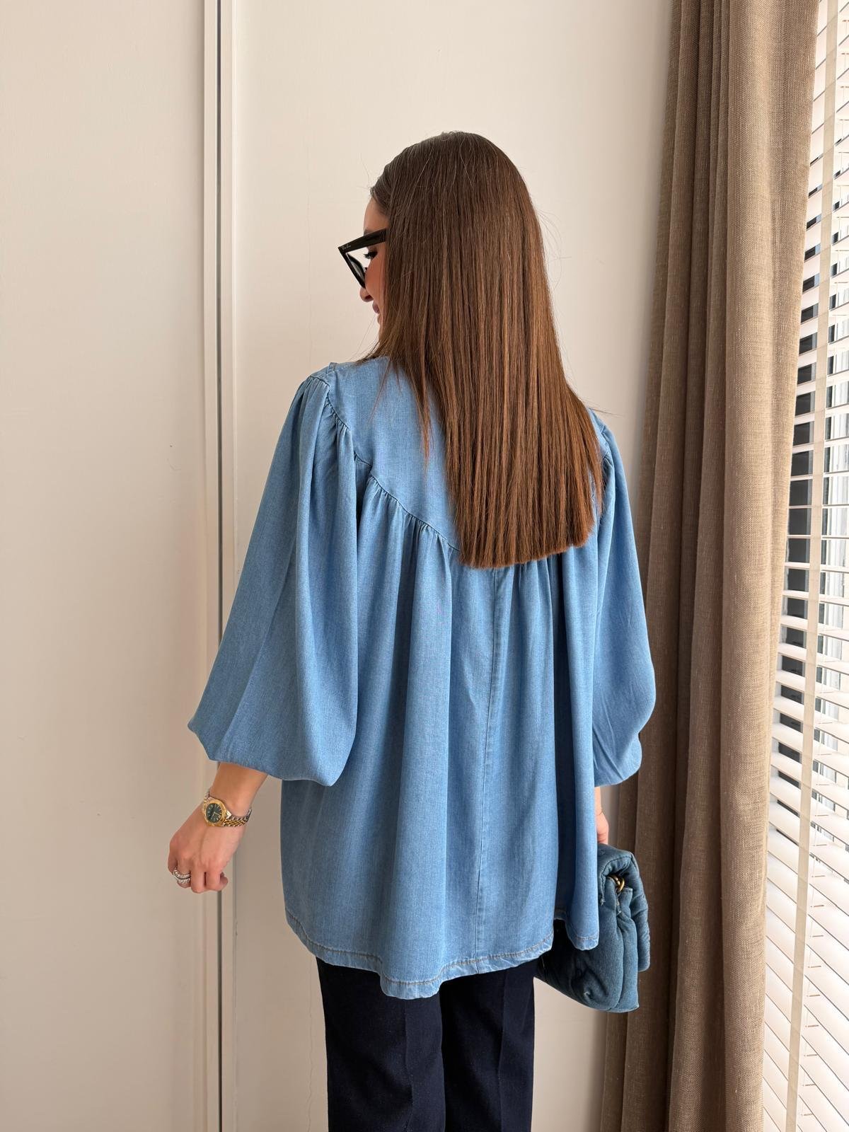 Açık mavi Yaka Bağlamalı Oversize Denim Gömlek 0371