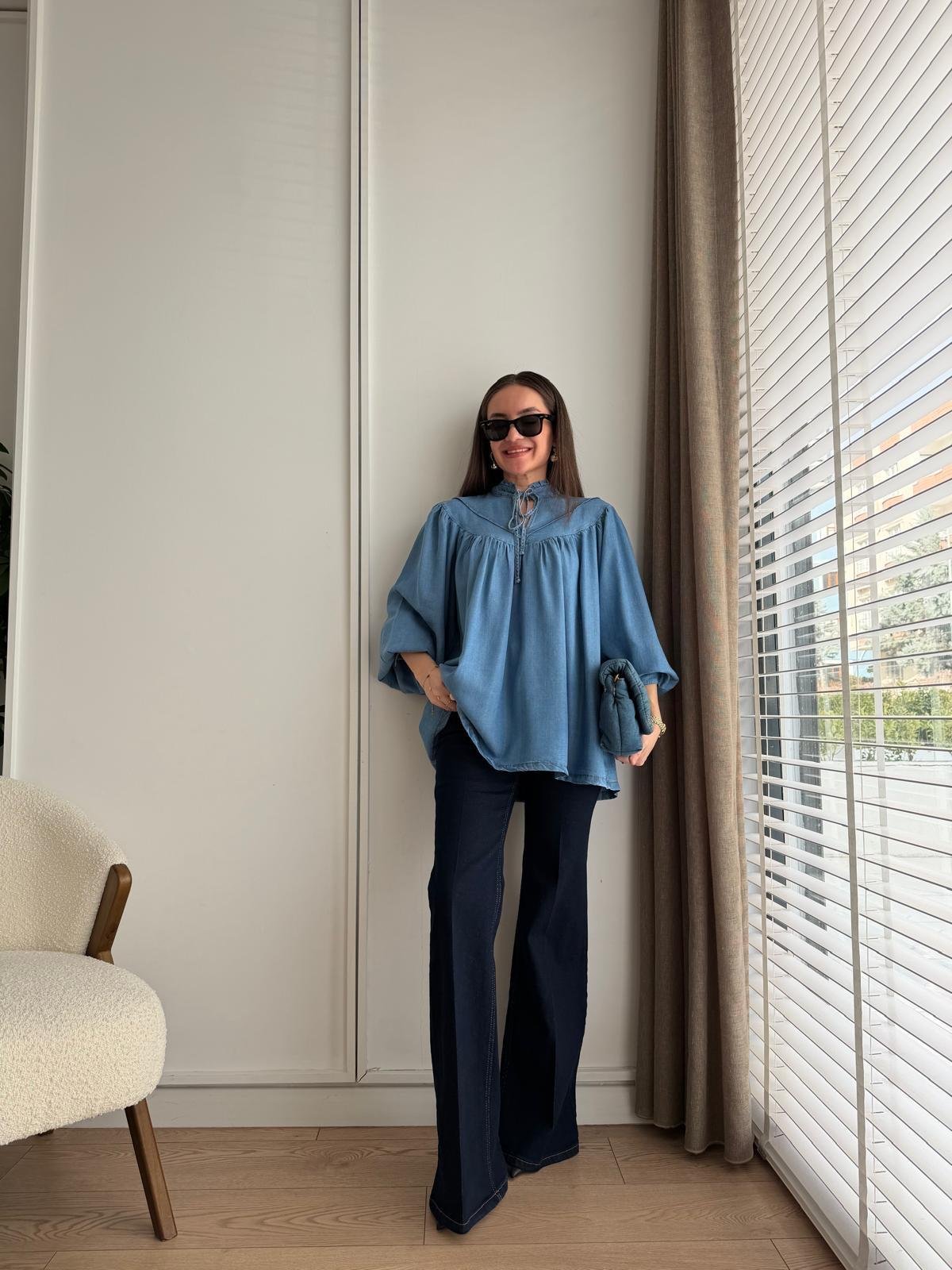 Açık mavi Yaka Bağlamalı Oversize Denim Gömlek 0371