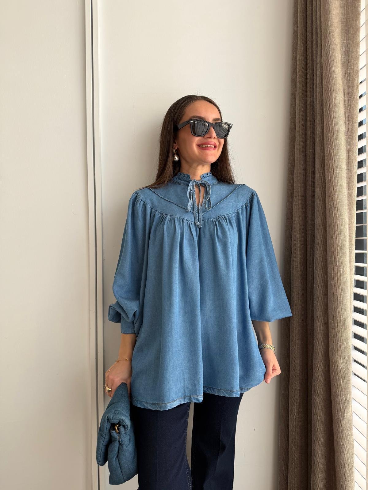 Açık mavi Yaka Bağlamalı Oversize Denim Gömlek 0371