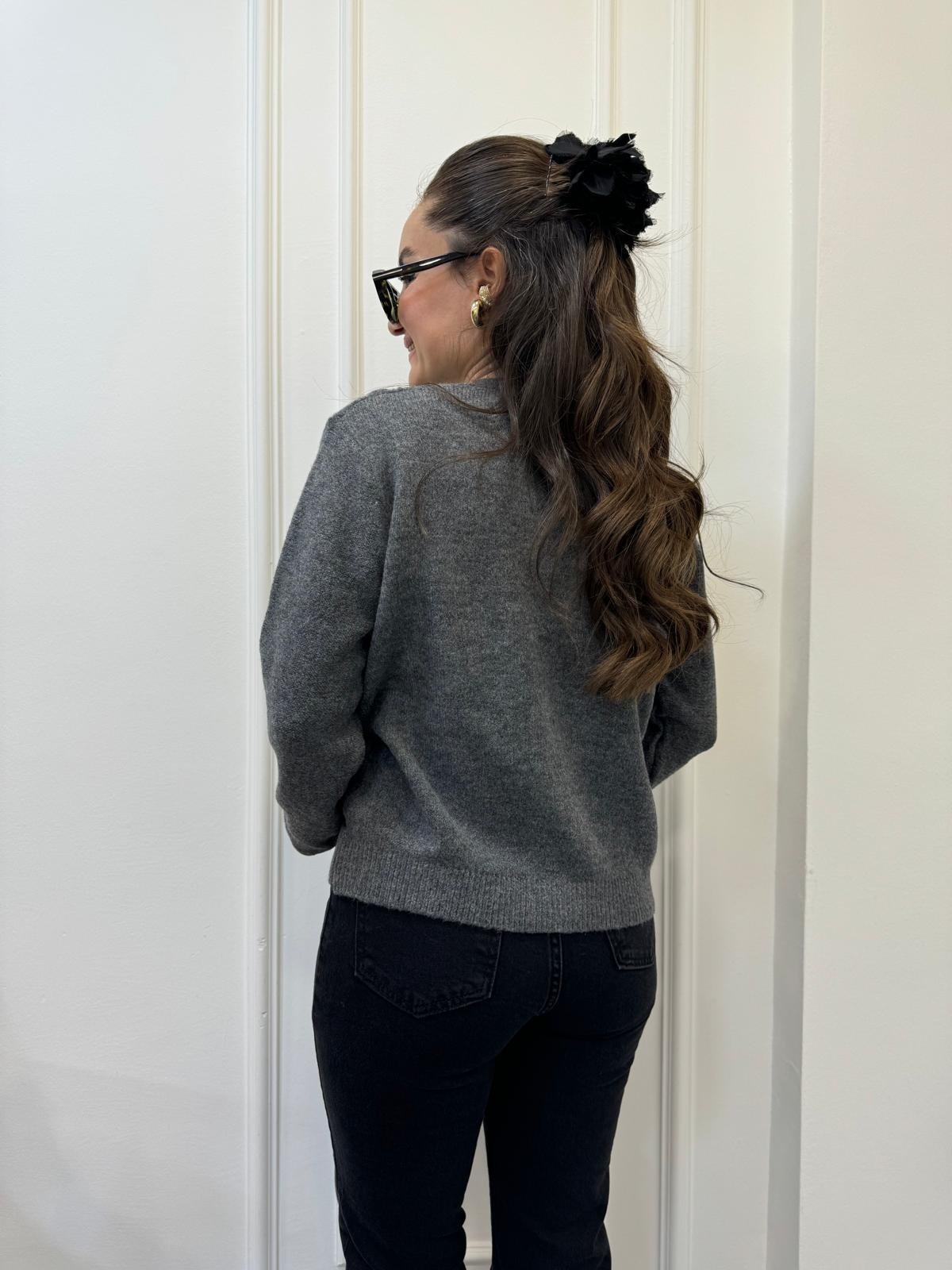 Antrasit Düğmeleri Örme Fırfır Detaylı Tasarım Triko Hırka 241118