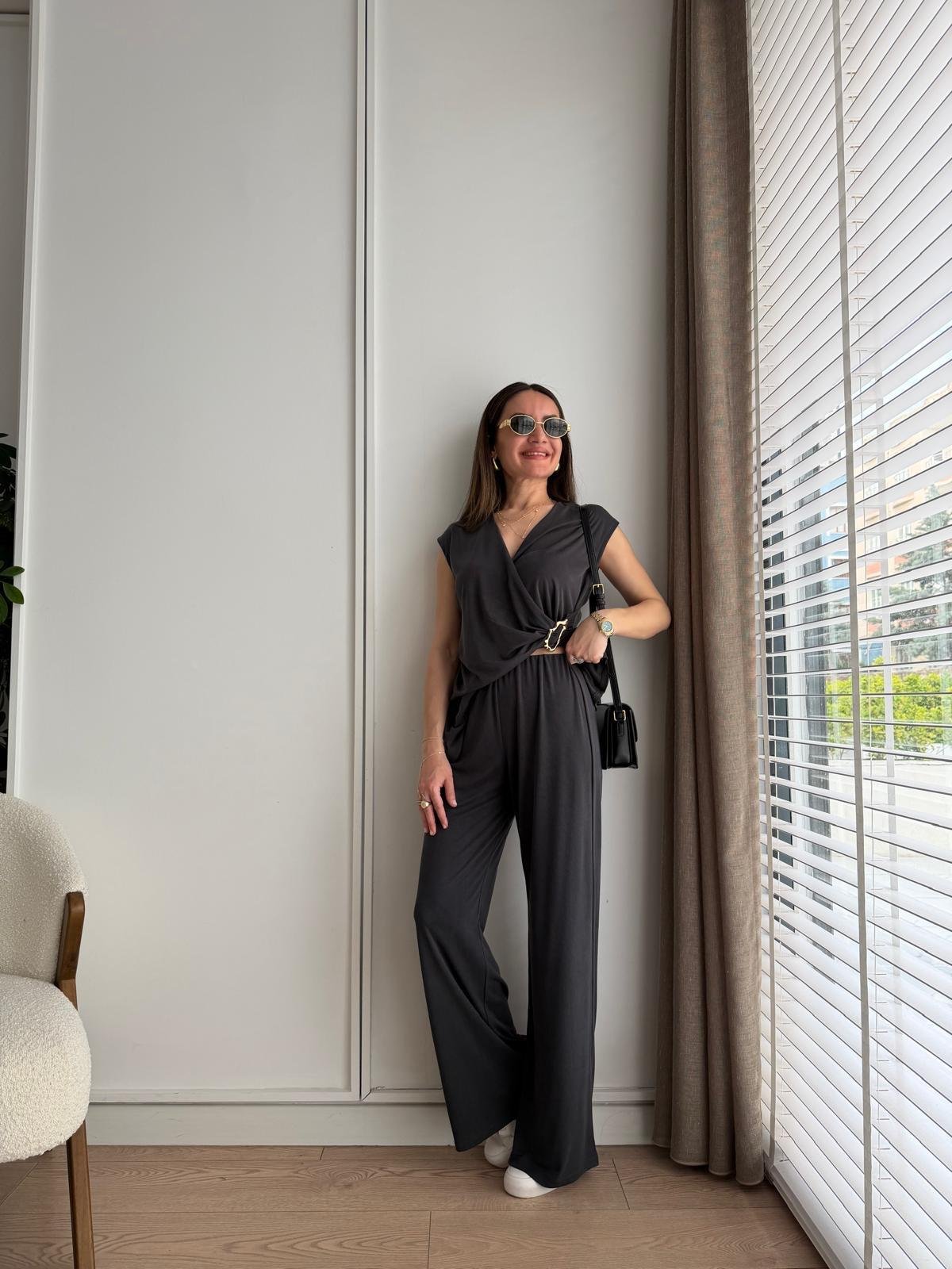 Antrasit Gold Tokalı Fitilli Bluz Pantolon Takım 39251