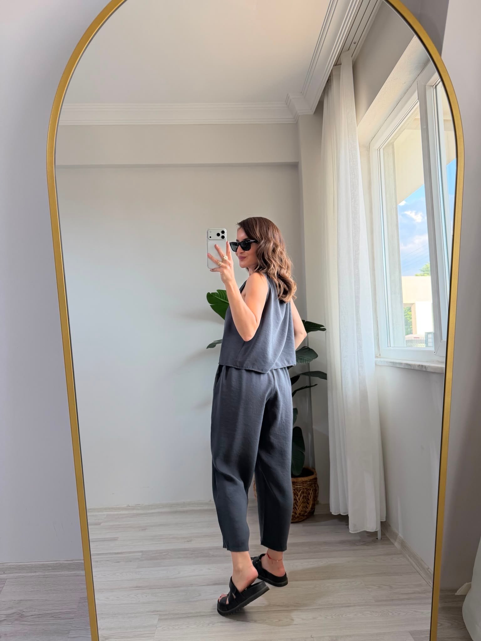 Antrasit Sıfır Kol Bluz Pantolon Takım 3089