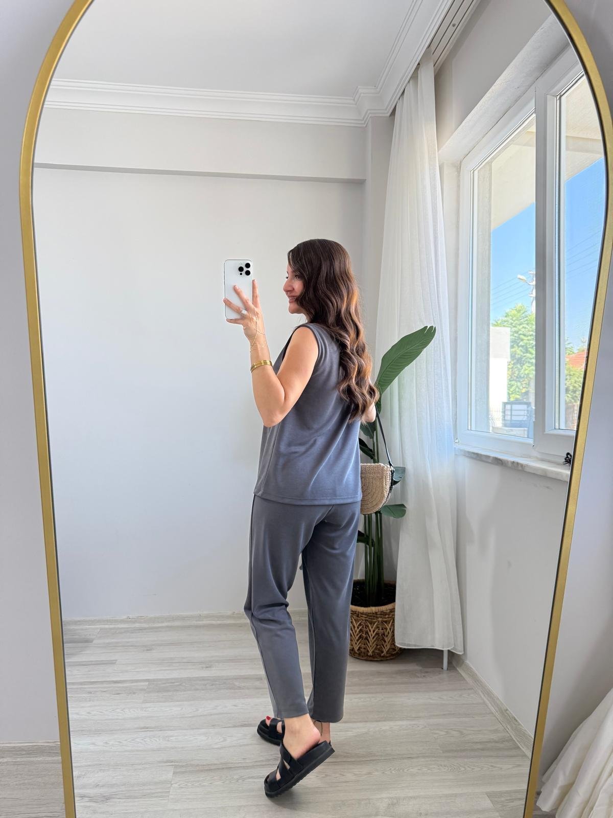 Antrasit Sıfır Kol Bluz Pantolon Takım 4747
