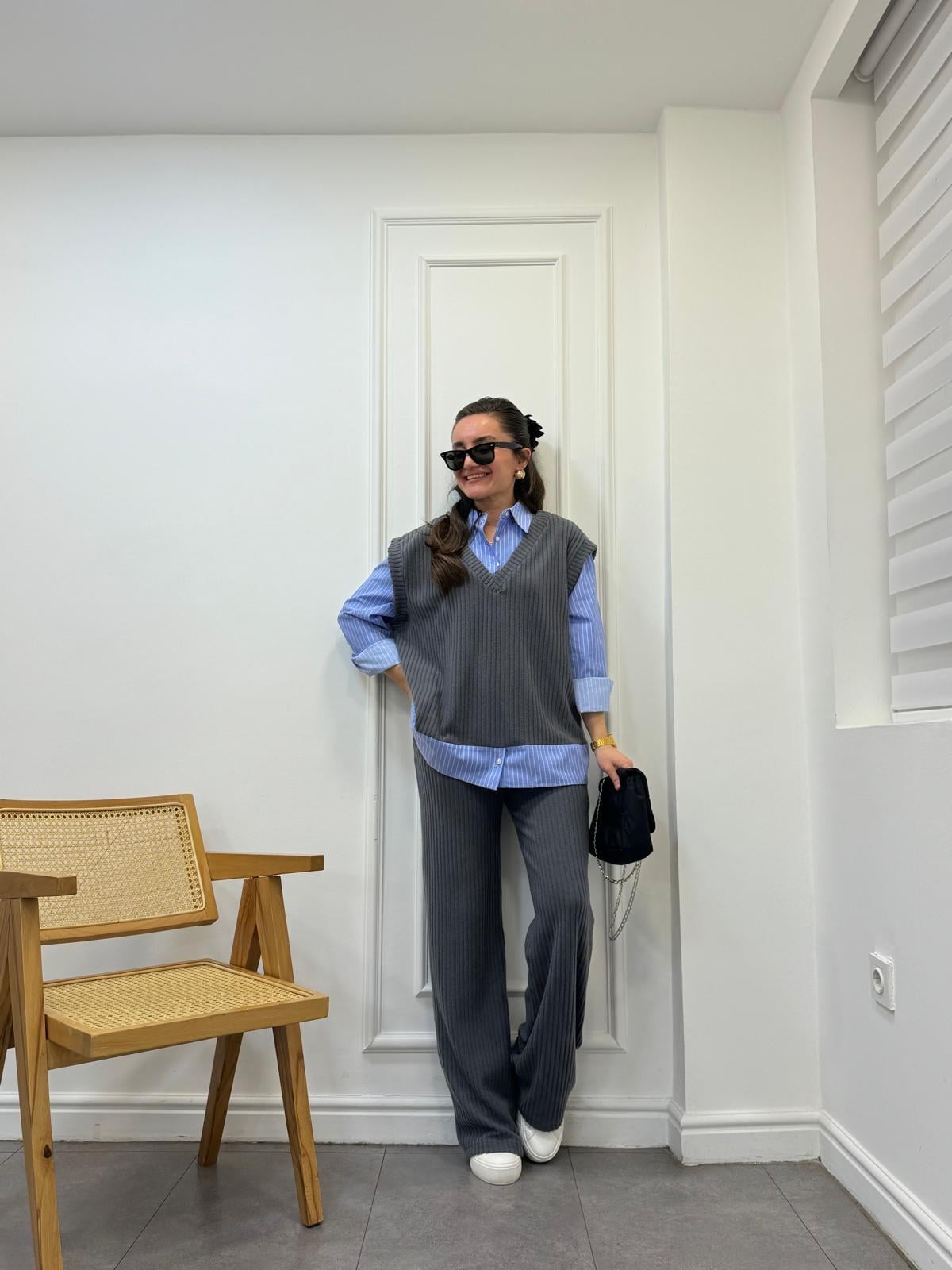 Antrasit Süveter Detaylı Fitilli Çizgili Gömlek Pantolon Takım 35684