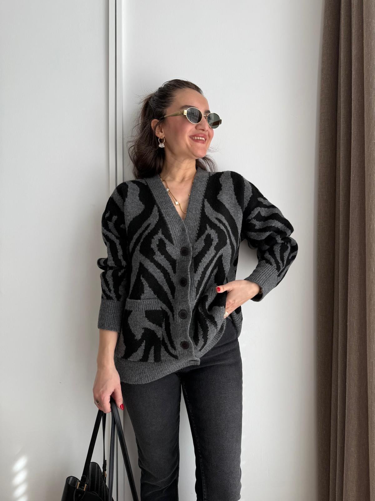 Antrasit Zebra Desen Triko Hırka 241119