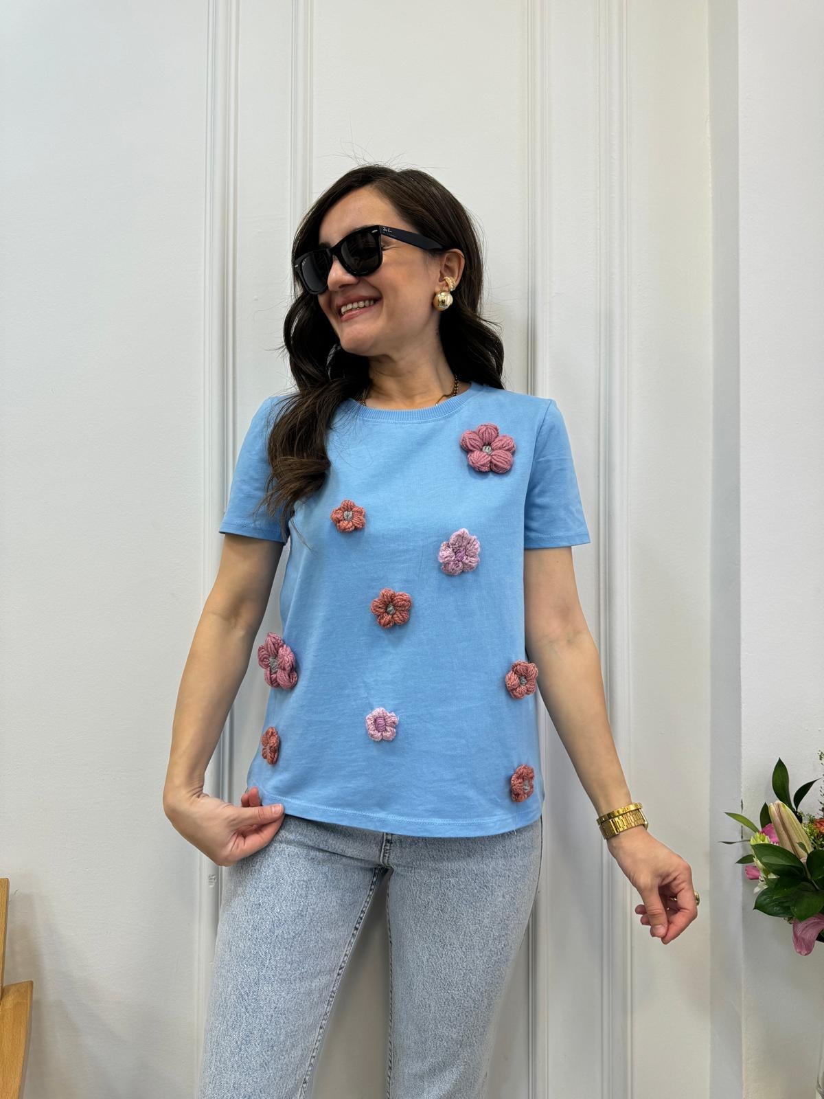 Bebe mavisi Çiçek Detaylı Tişört 6064