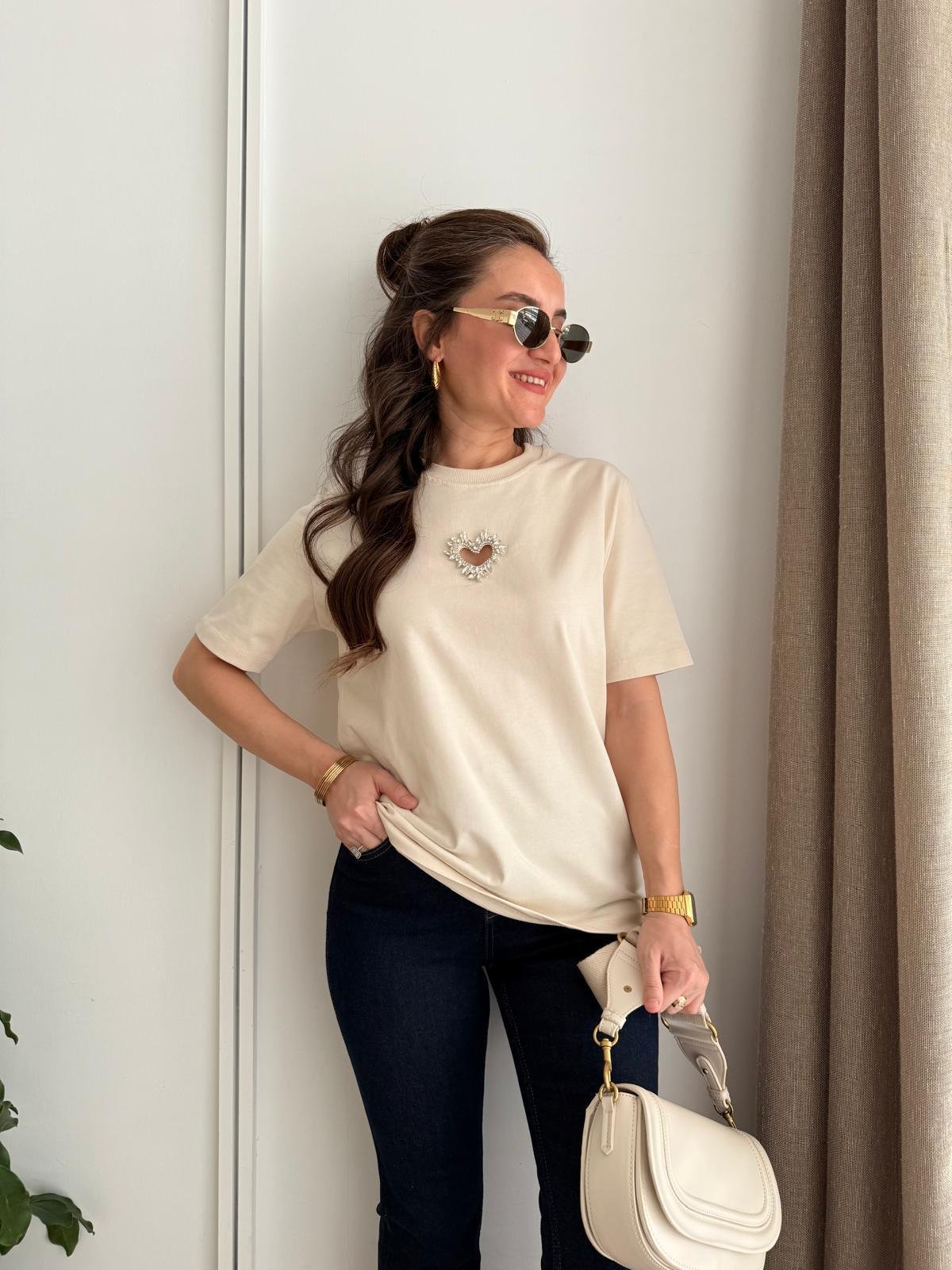 Bej Kalp Detaylı Tshirt 251058