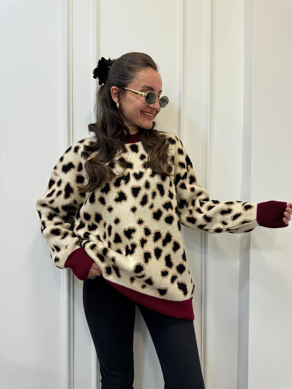 Bej Leopar Desen Bordo Şerit Detaylı Triko Kazak 24739