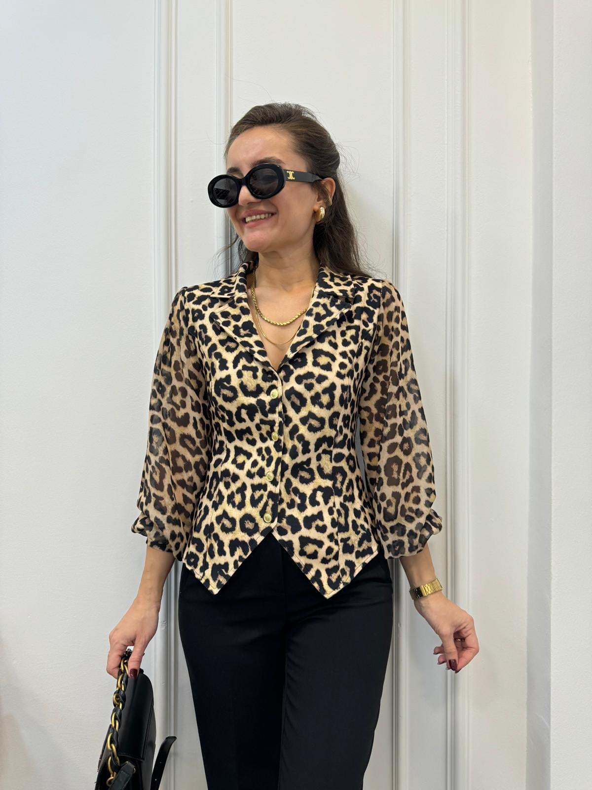 Bej Leopar Desen Kolları Şifon Önü Düğmeli Bluz 2771
